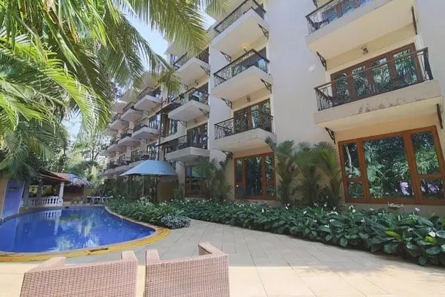 تنجرین کلارکس این